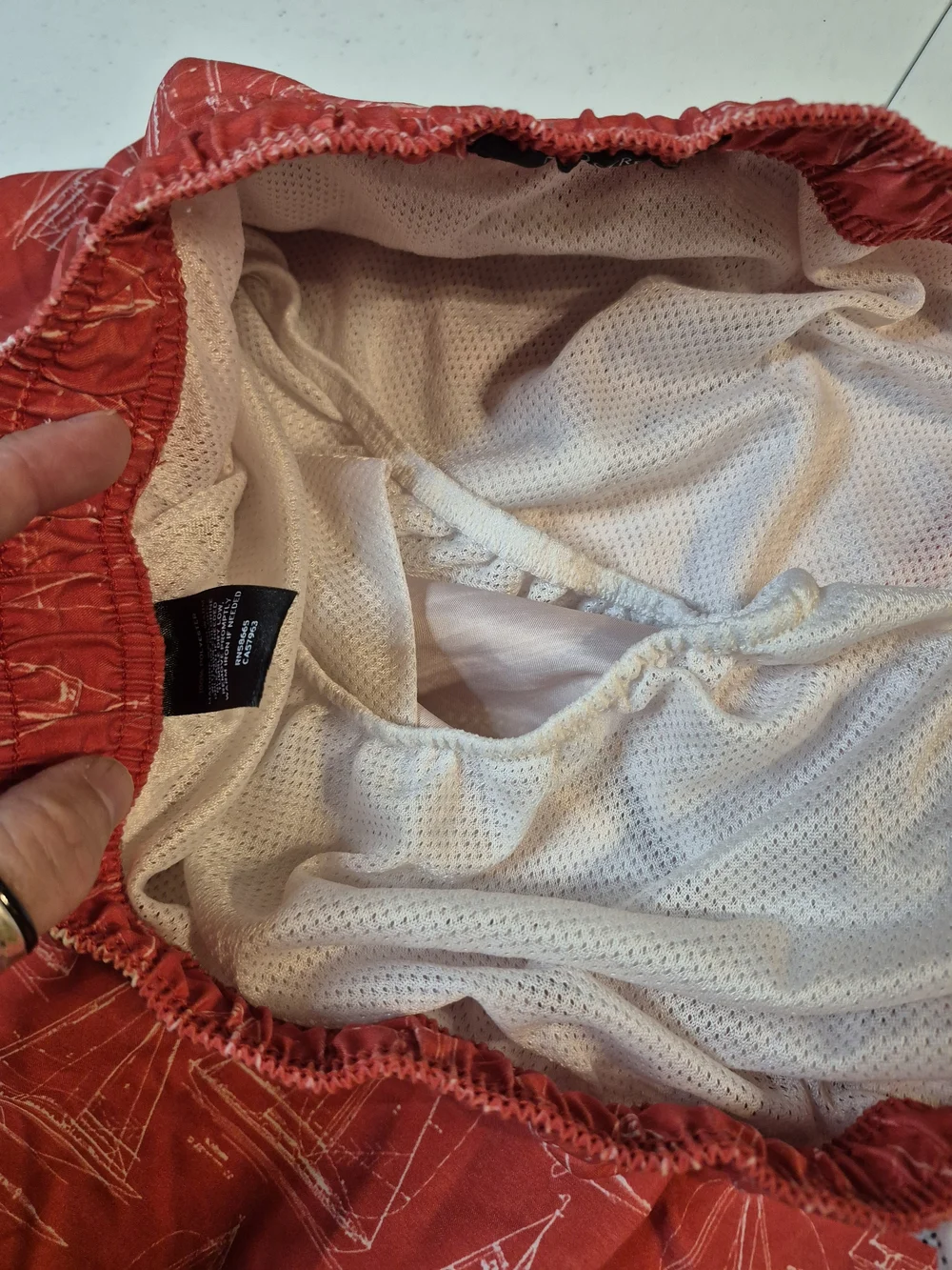 Nordstrom Red Sailboat-Print Swim Trunks 4831